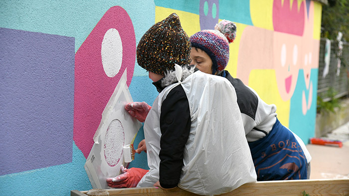 Rue des enfants, fresque de Lucie Albon, école maternelle Charles Peguy, 2022 / Muriel Chaulet - Ville de Lyon
